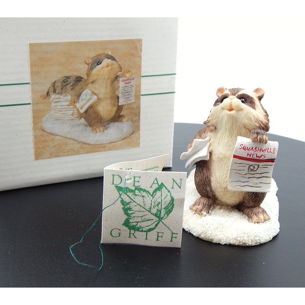 Charming Tails Extra! Extra! Figurine Raccoon 87-590 Figure Silvestri Boxed